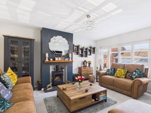 Living room- click for photo gallery